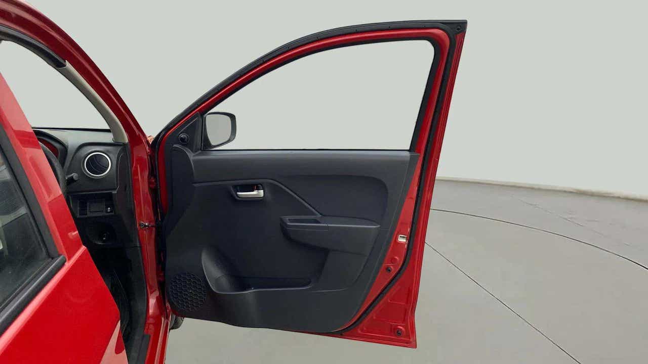 Front driver door interior of a Maruti Suzuki Alto K10