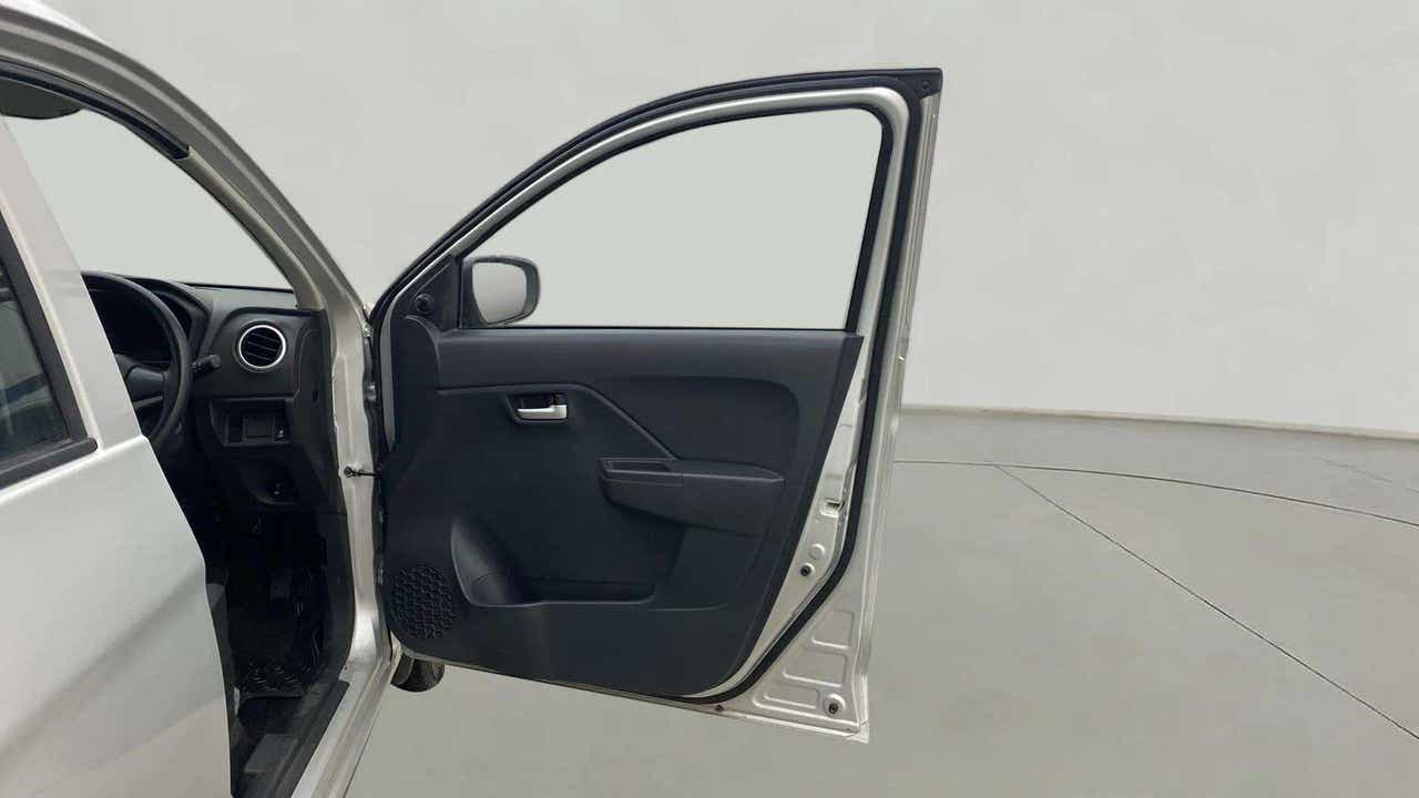 Driver side door interior of a Maruti Suzuki Alto K10