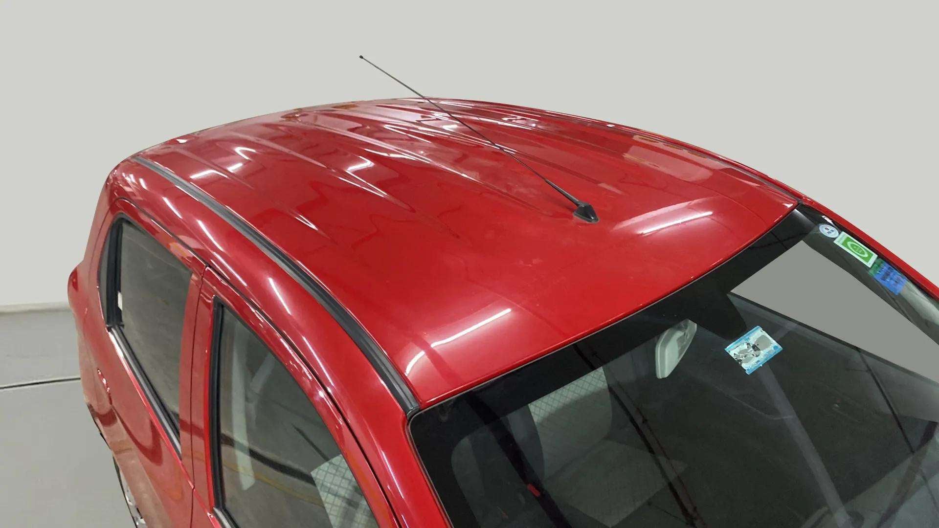 Roof and antenna view of a Maruti Suzuki Alto K10