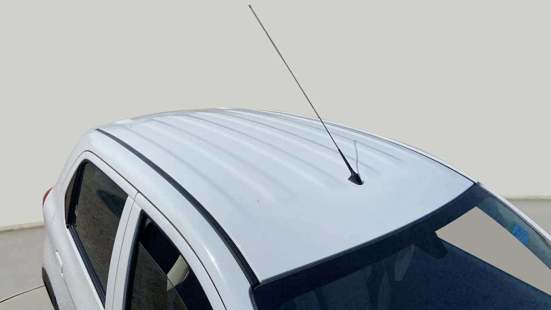 Roof and antenna view of a Maruti Suzuki Alto K10