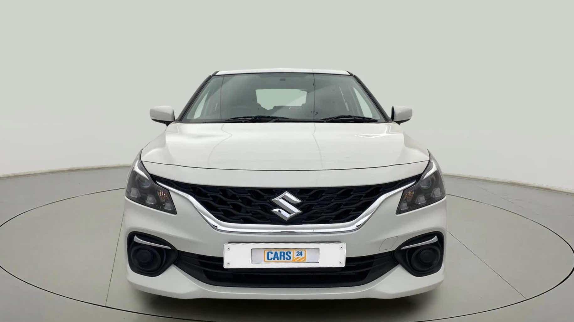 Front view of a Maruti Suzuki Baleno