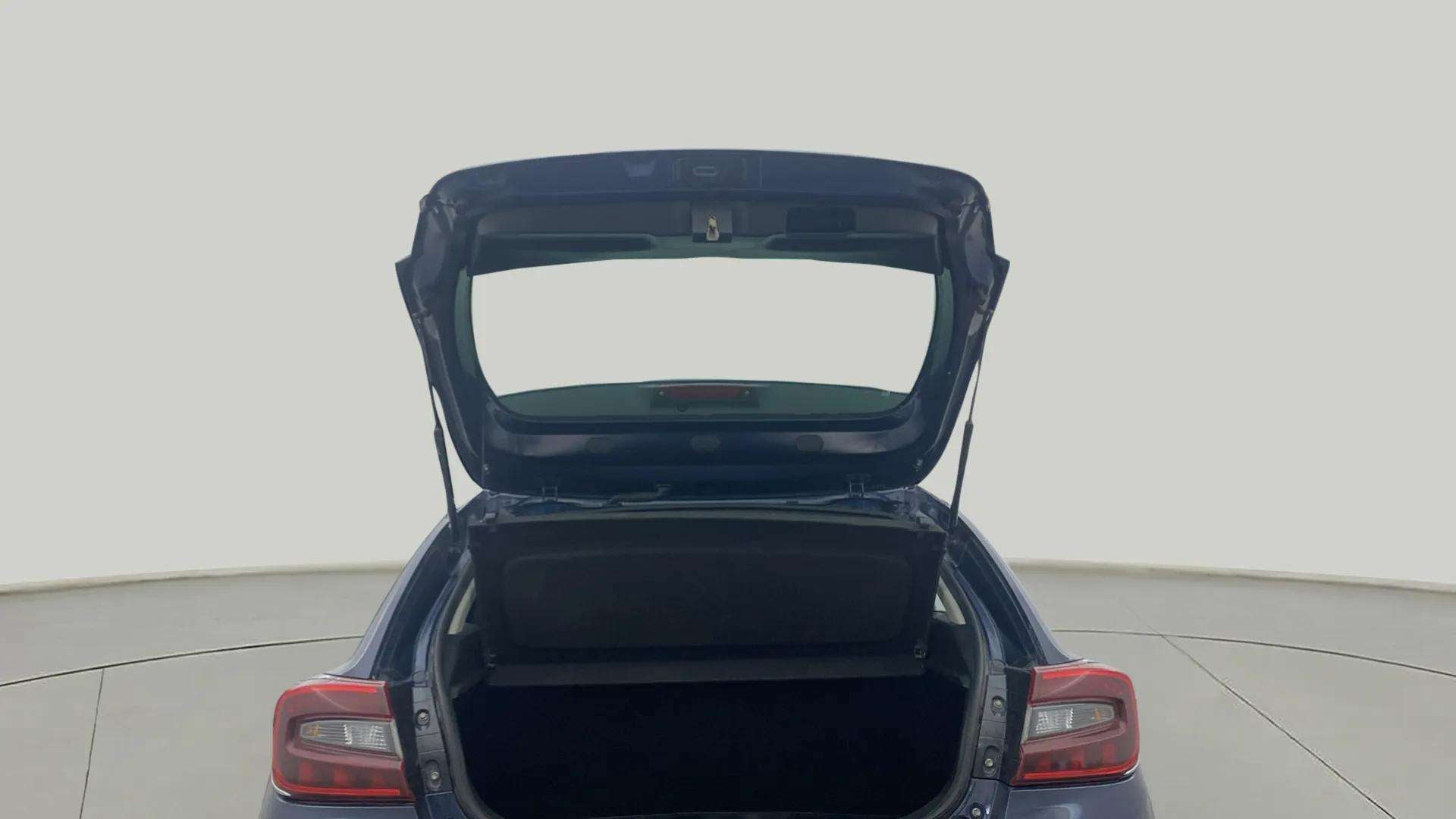 Boot space view of a Maruti Suzuki Baleno
