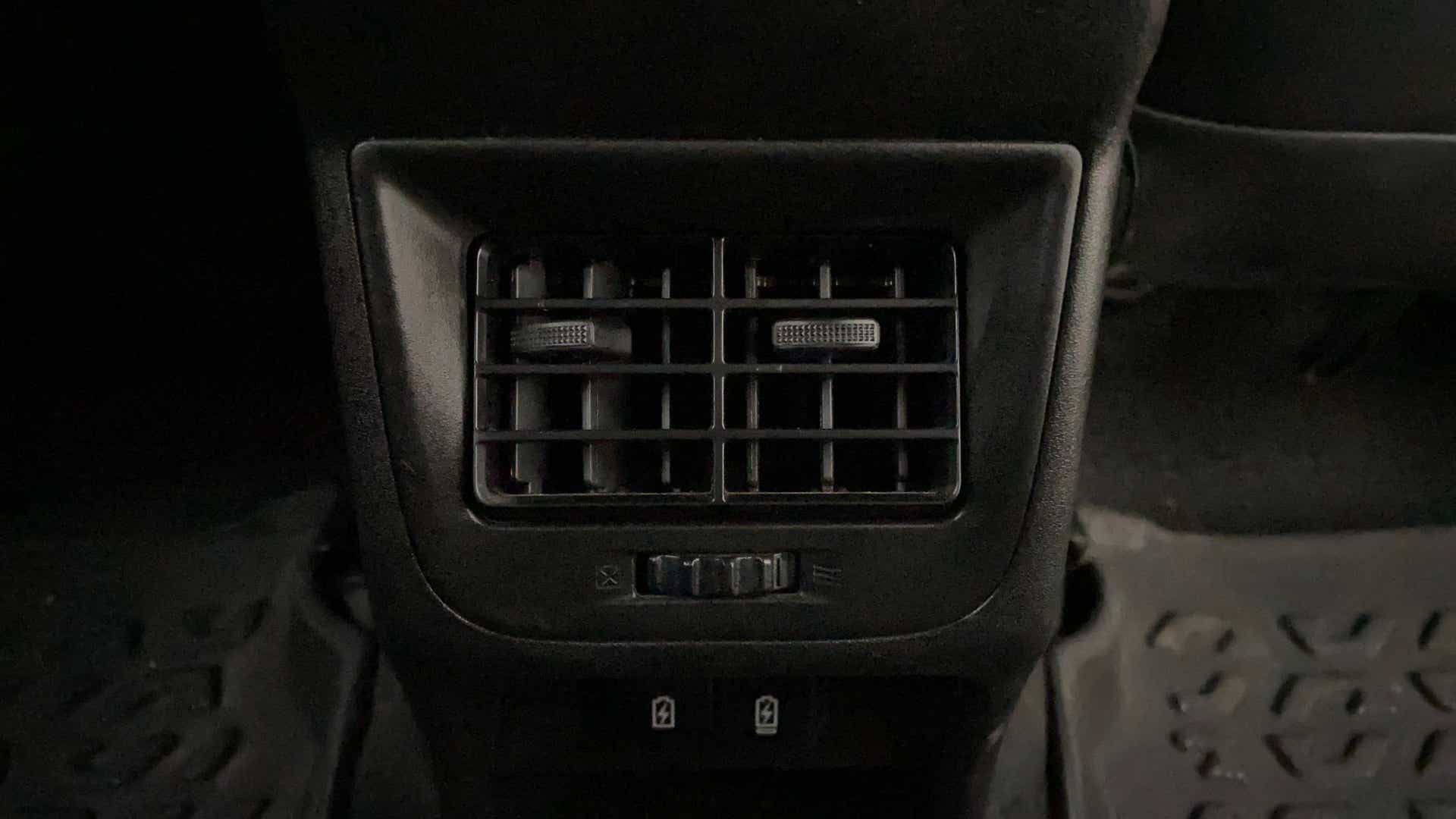 Rear ac vent view of a Maruti Suzuki Baleno