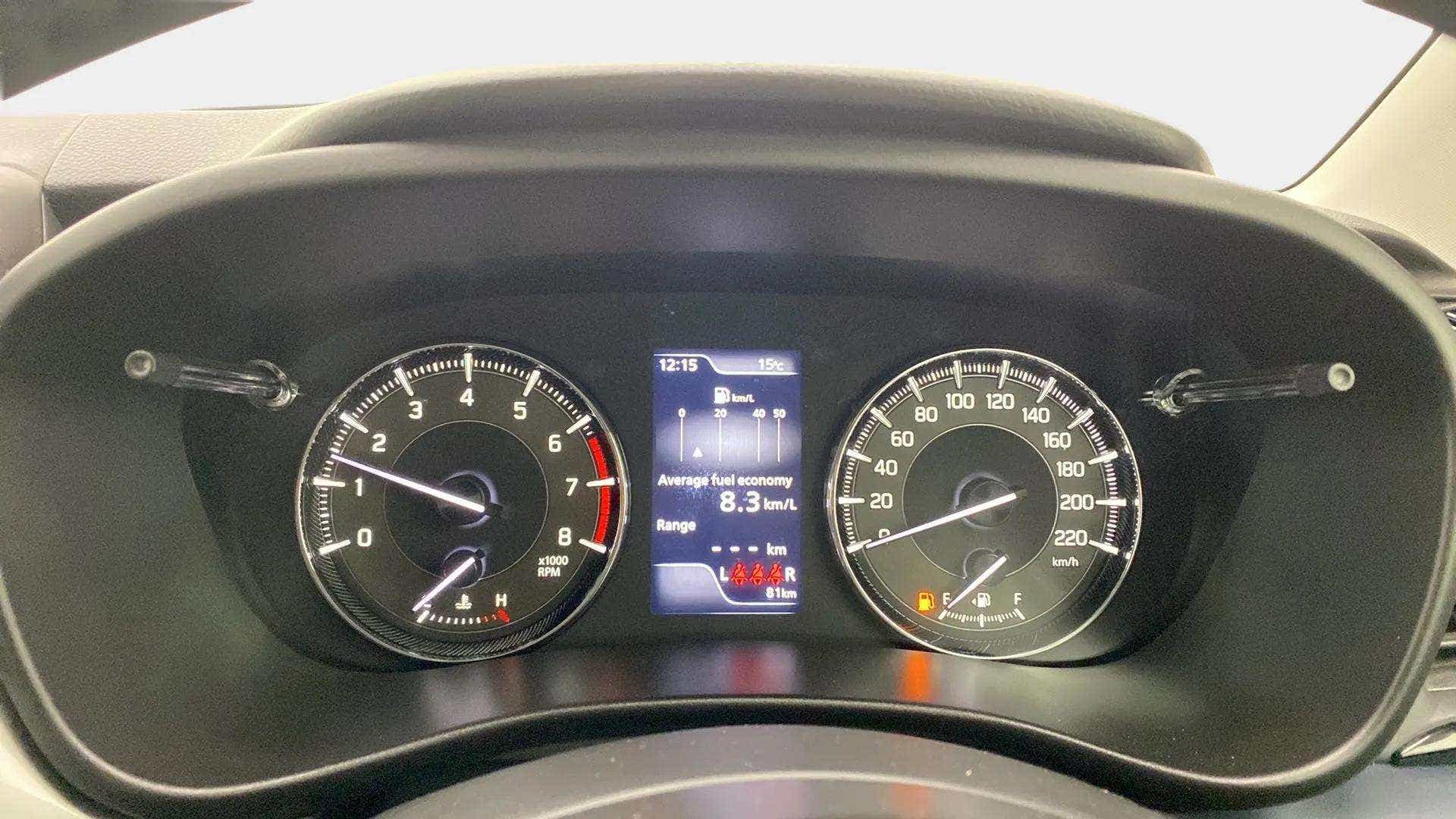Instrument cluster of a Maruti Suzuki Baleno