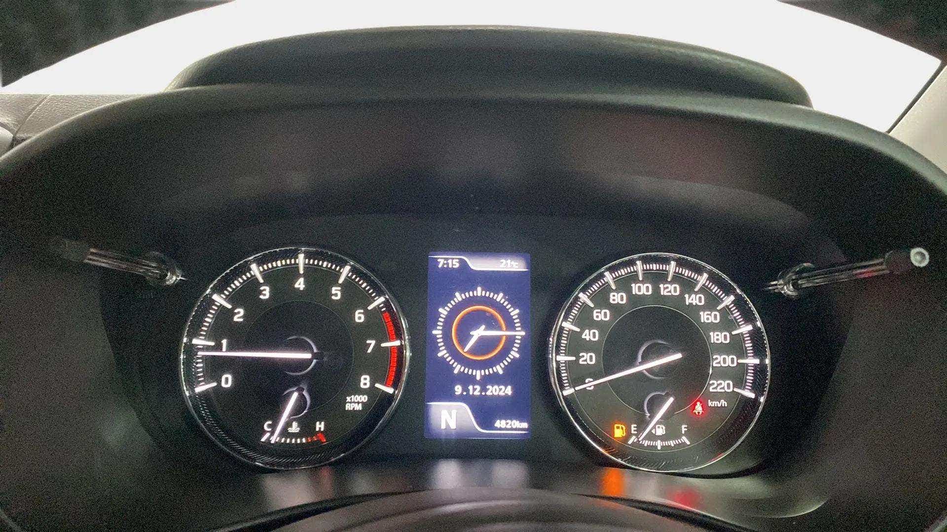 Instrument cluster of a Maruti Suzuki Baleno