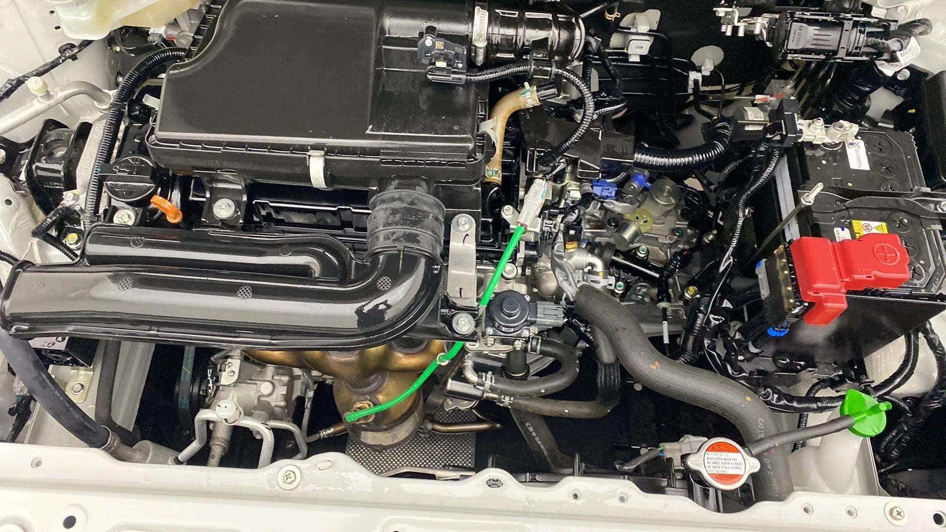 Engine bay of a Maruti Suzuki Baleno