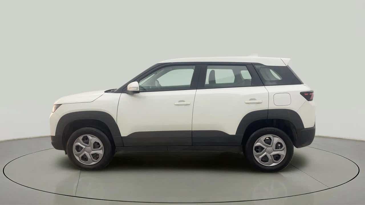 Side view of a Maruti Suzuki Brezza