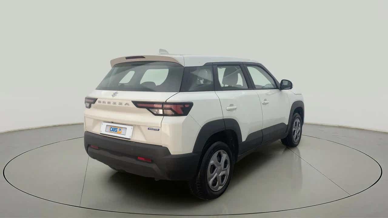 Rear three-quarter view of a Maruti Suzuki Brezza