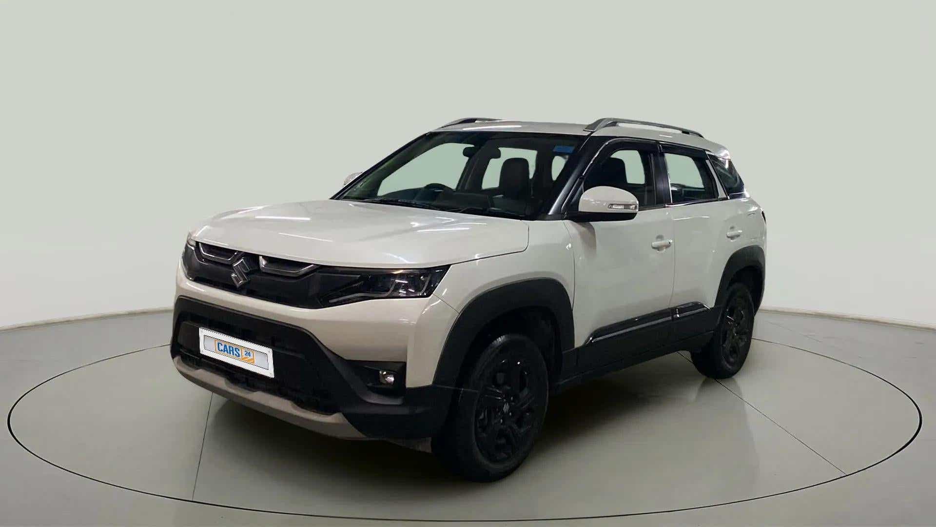 Front three-quarter view of a Maruti Suzuki Brezza