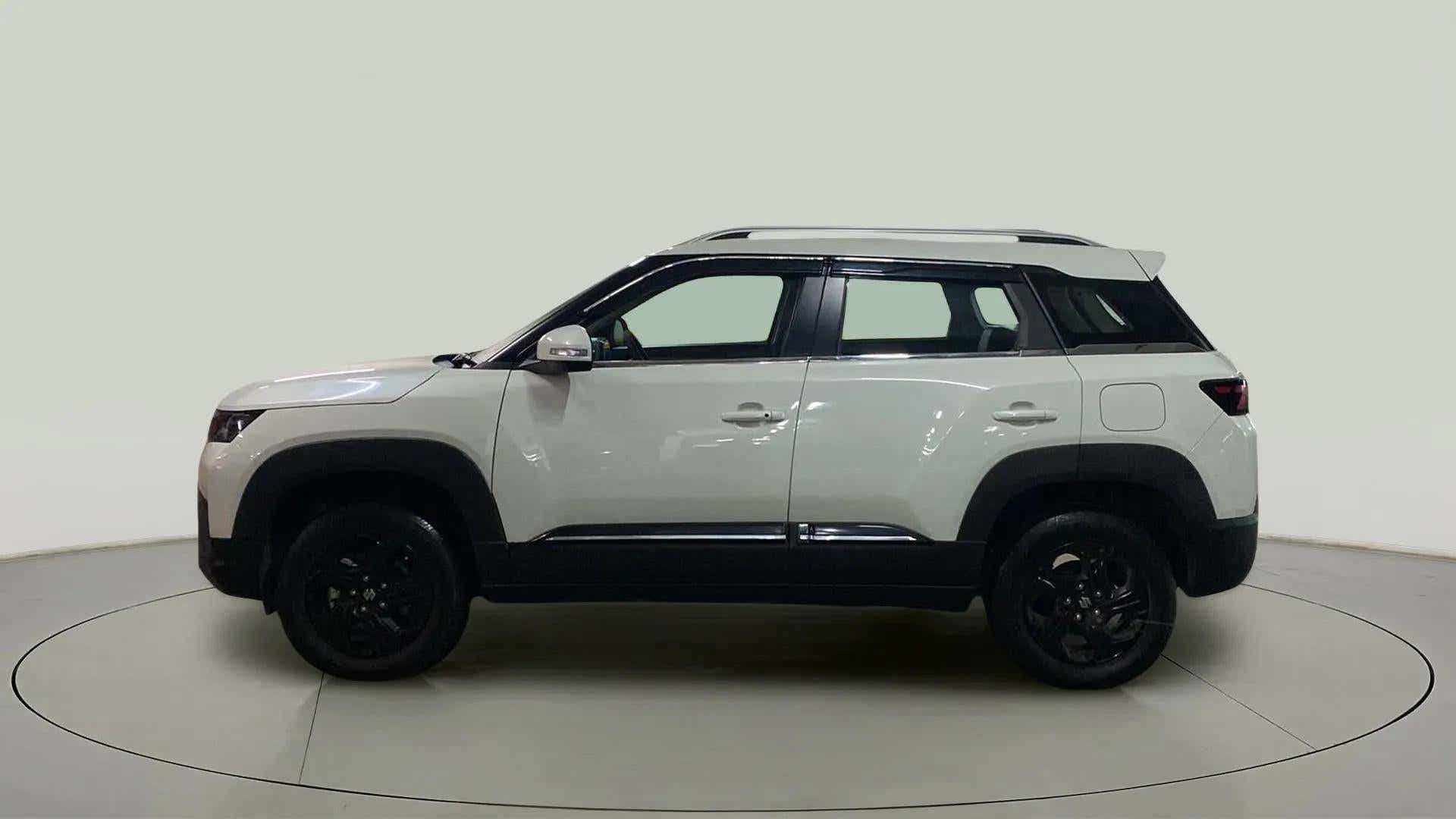 Side view of a Maruti Suzuki Brezza