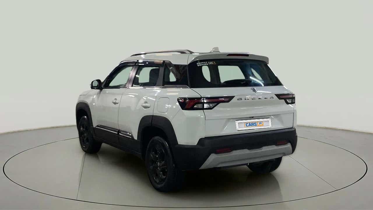 Rear three-quarter view of a Maruti Suzuki Brezza