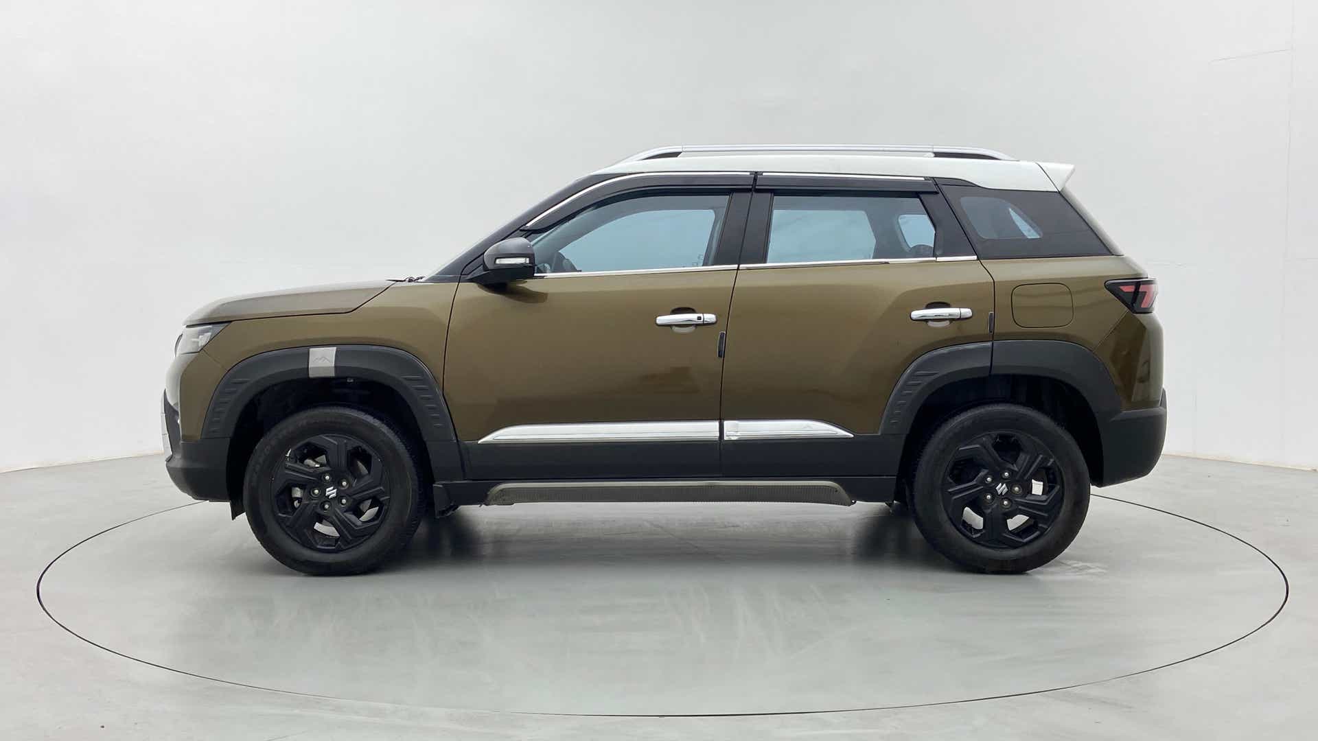 Side view of a Maruti Suzuki Brezza