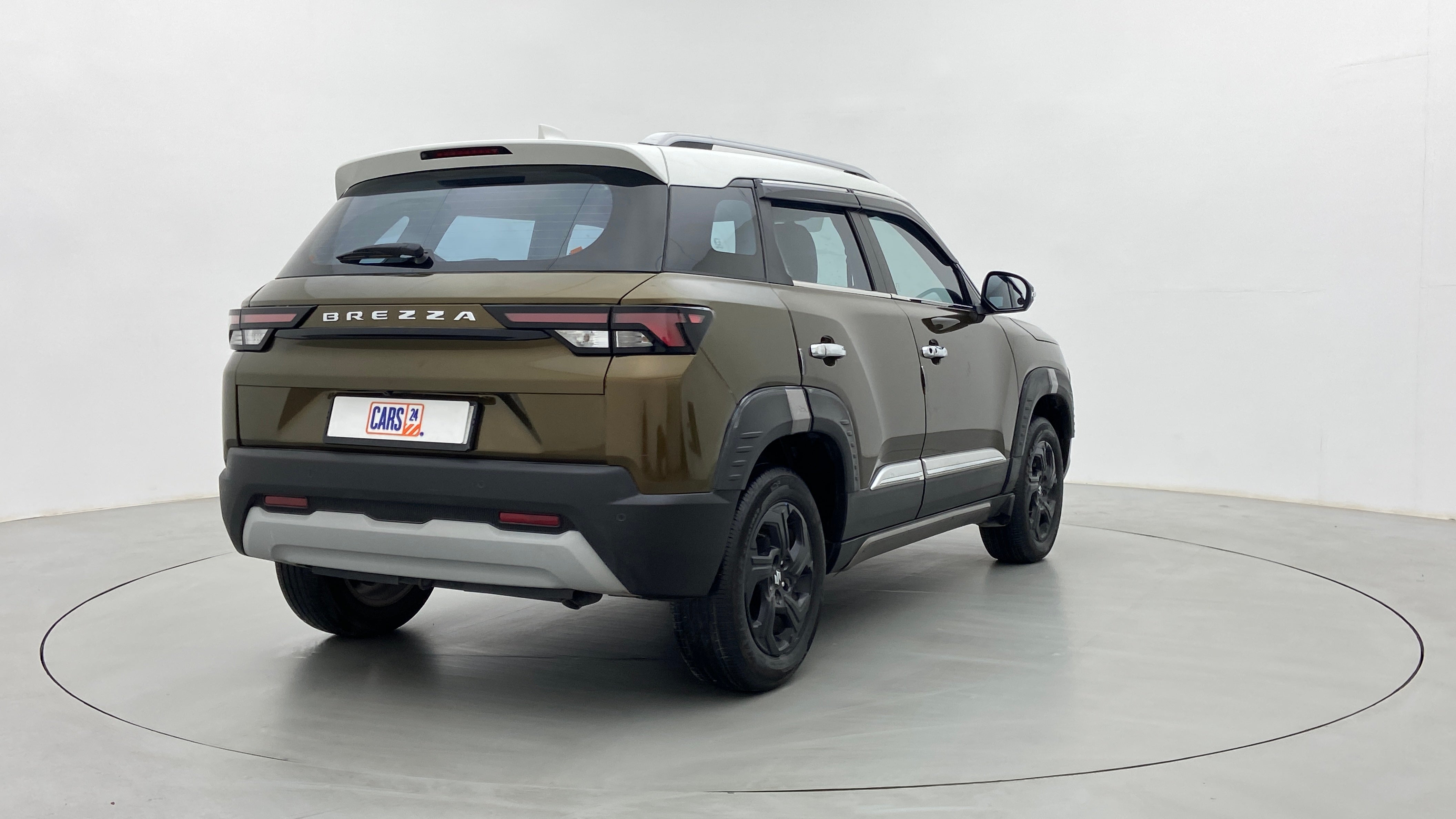 Rear three-quarter view of a Maruti Suzuki Brezza