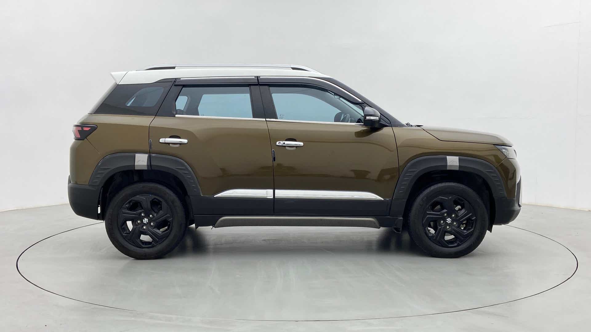 Side view of a Maruti Suzuki Brezza