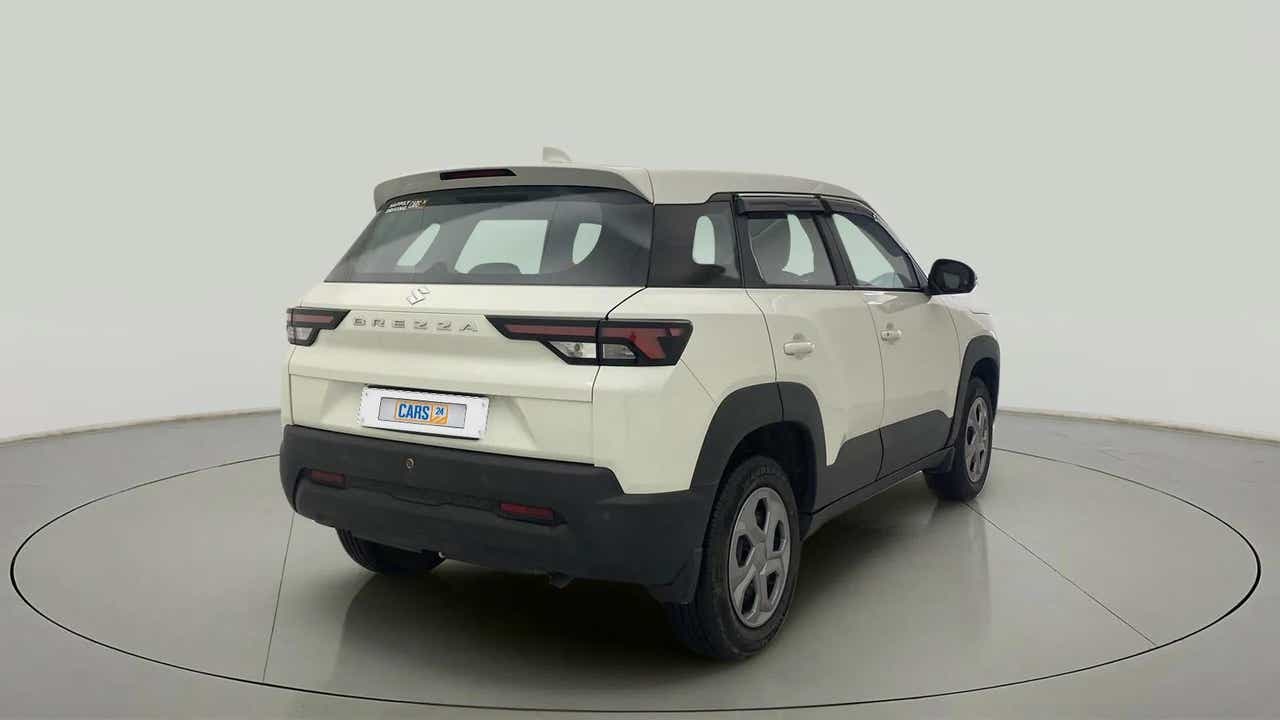 Rear three-quarter view of a Maruti Suzuki Brezza
