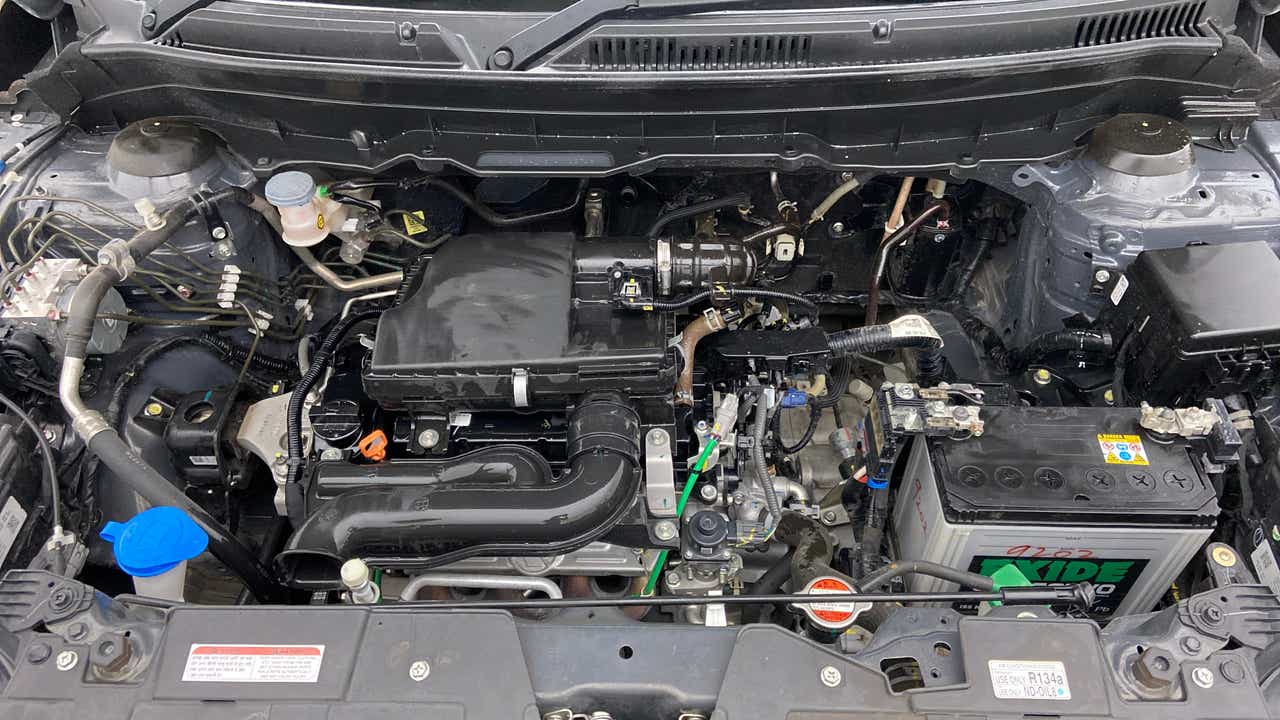 Engine bay of a Maruti Suzuki Brezza