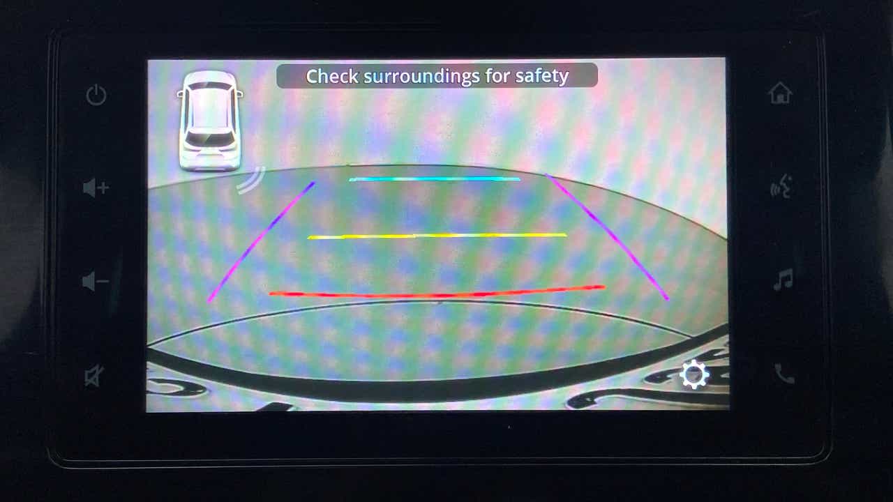 Reverse camera display of a Maruti Suzuki Brezza