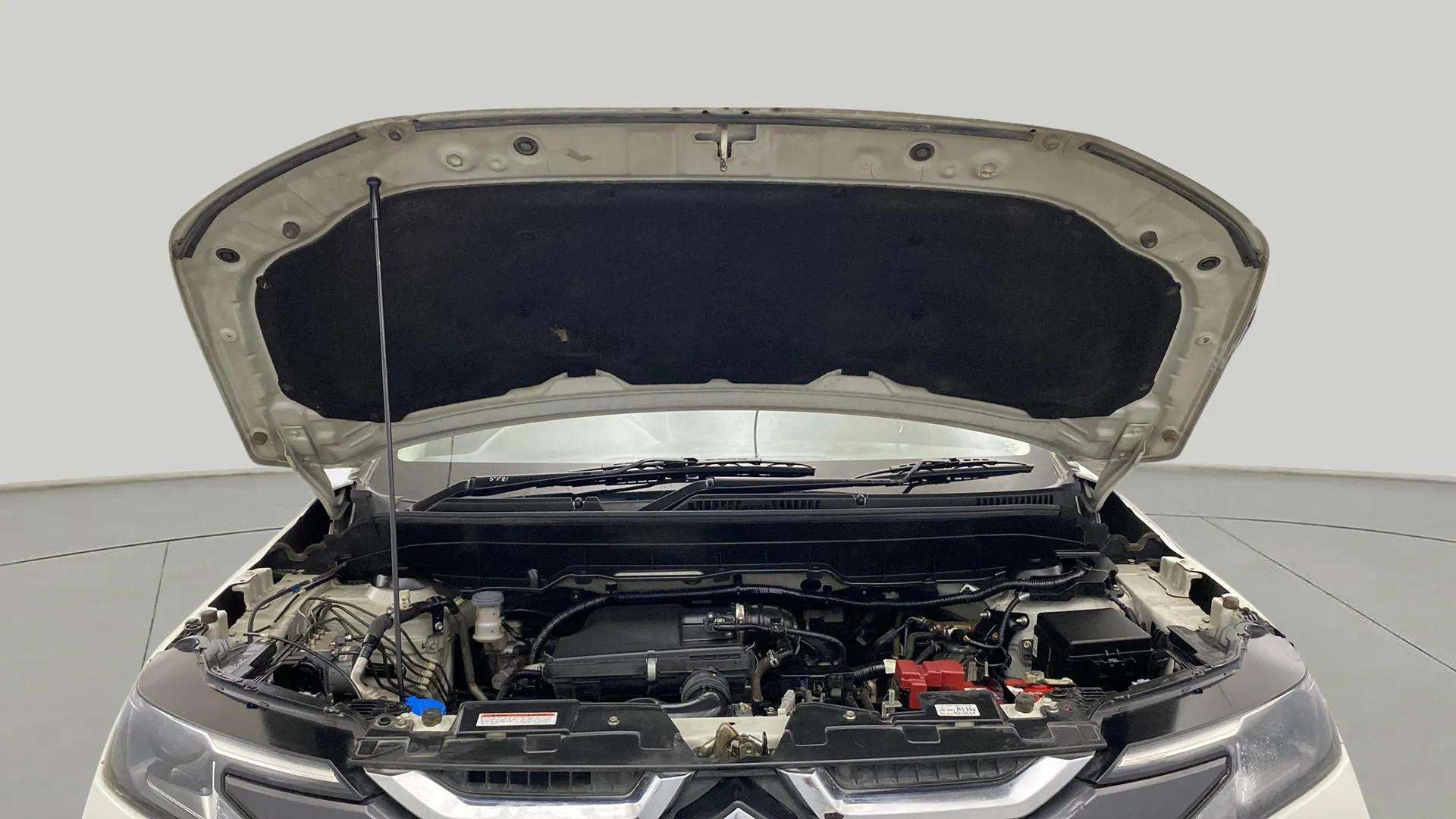 Engine bay of a Maruti Suzuki Brezza