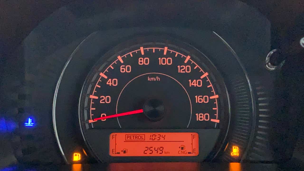 Speedometer of a Maruti Suzuki Celerio