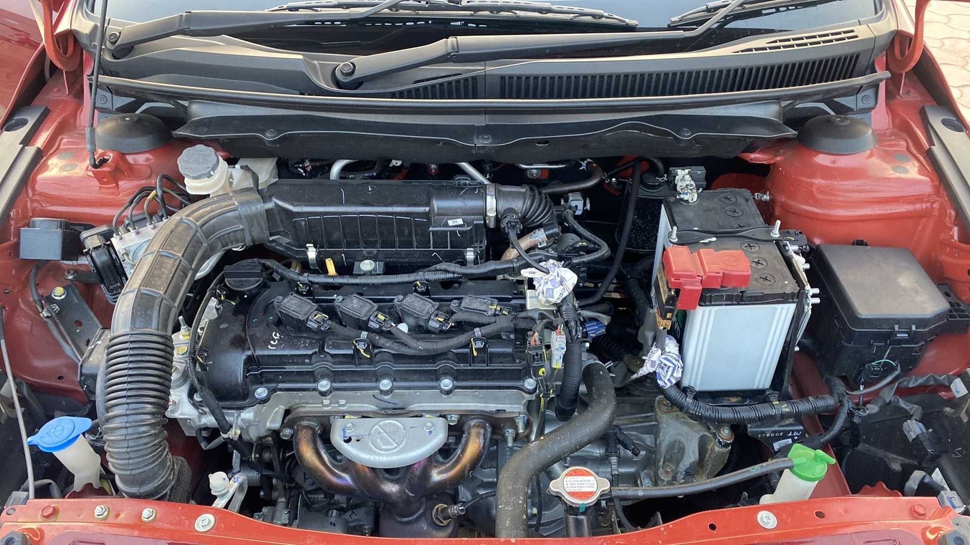 Engine bay of a Maruti Suzuki Ciaz