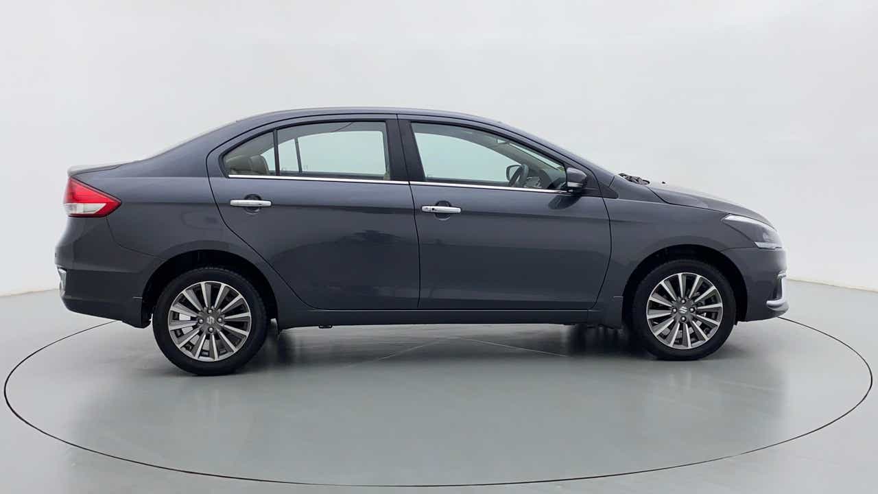 Side view of a Maruti Suzuki Ciaz