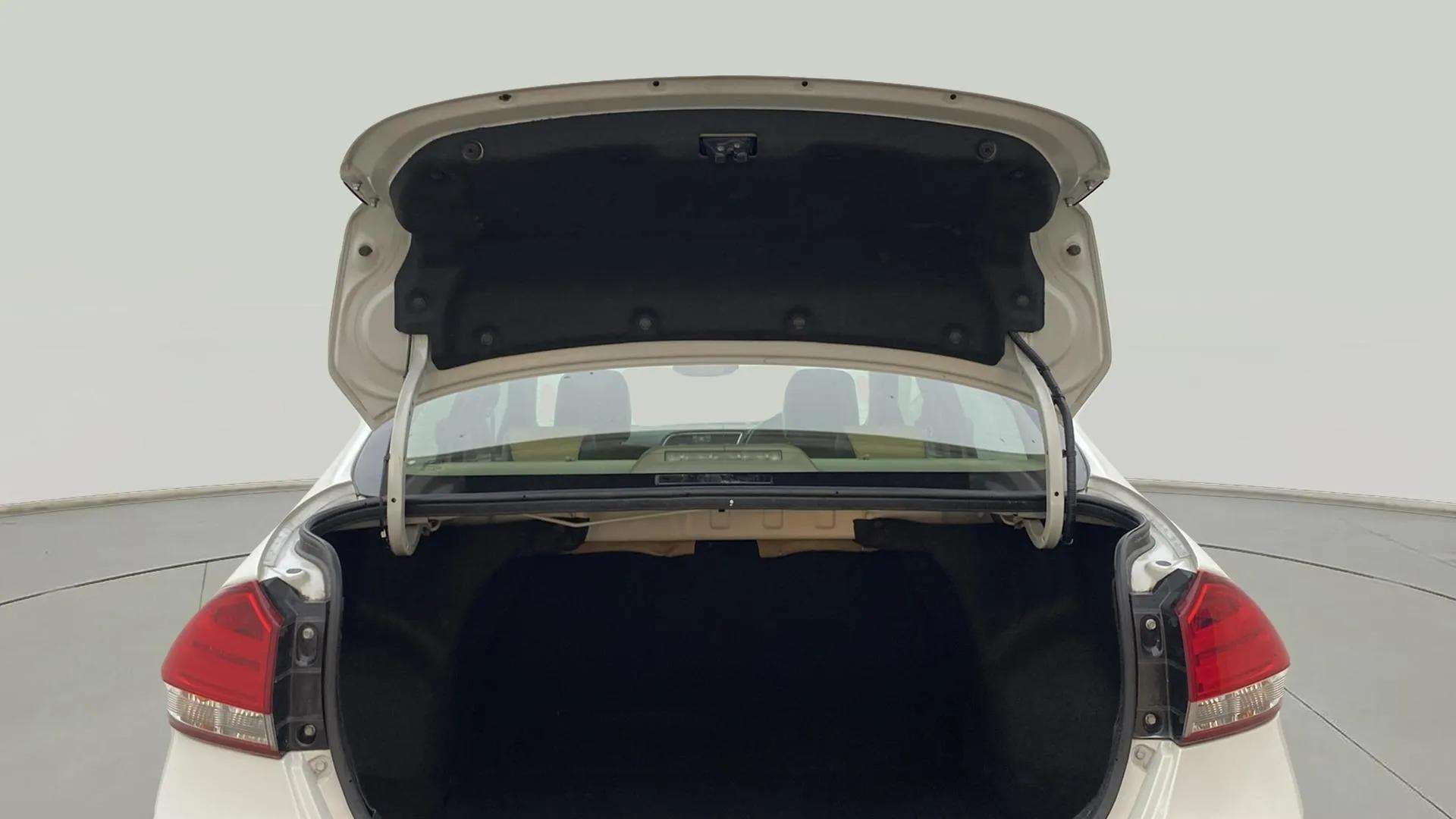 Open boot view of a Maruti Suzuki Ciaz