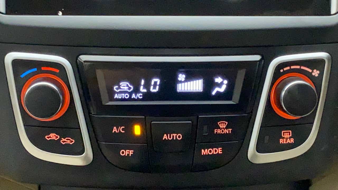 Climate control dashboard of a Maruti Suzuki Ciaz