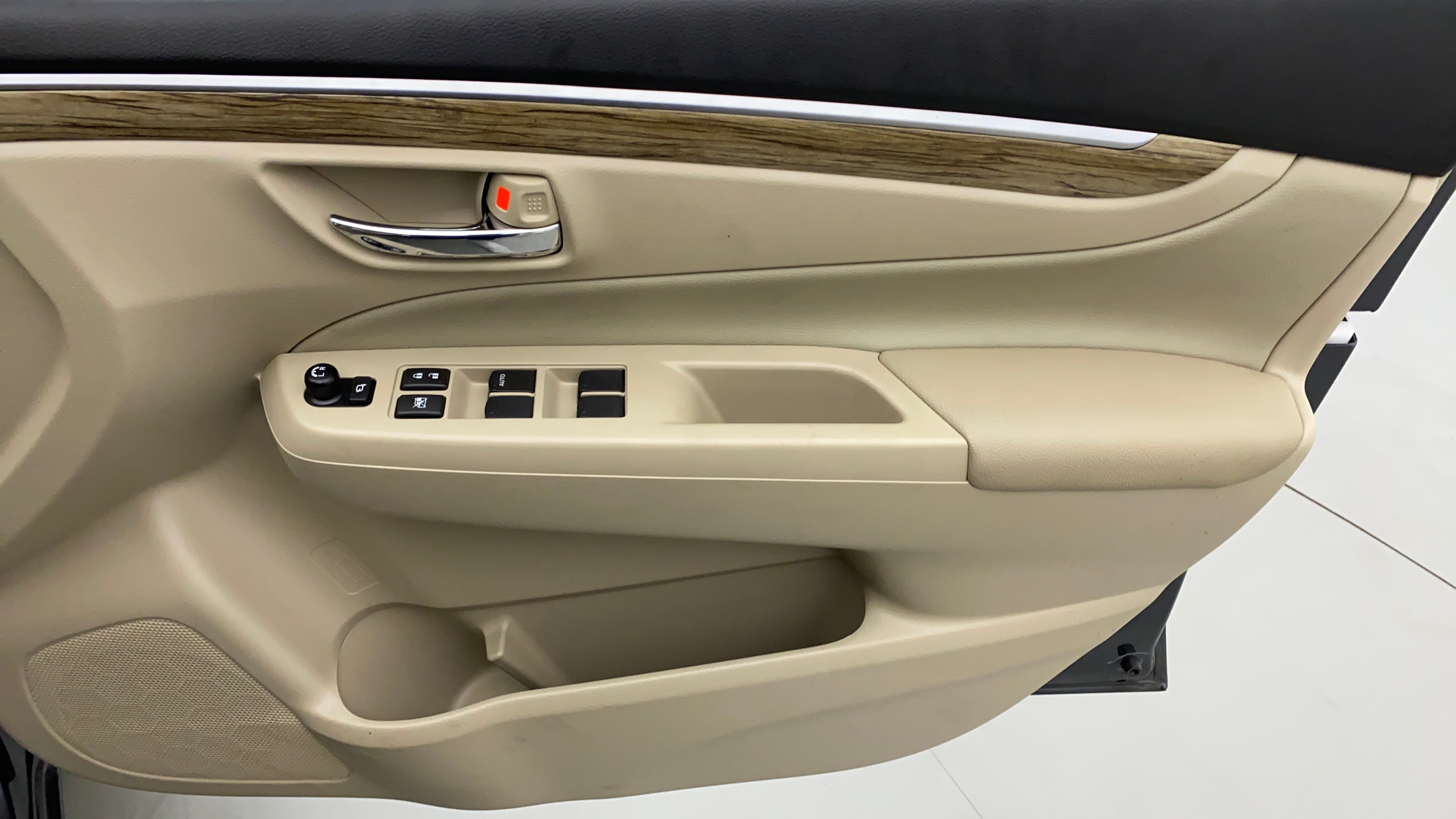 Interior driver side door panel of a Maruti Suzuki Ciaz