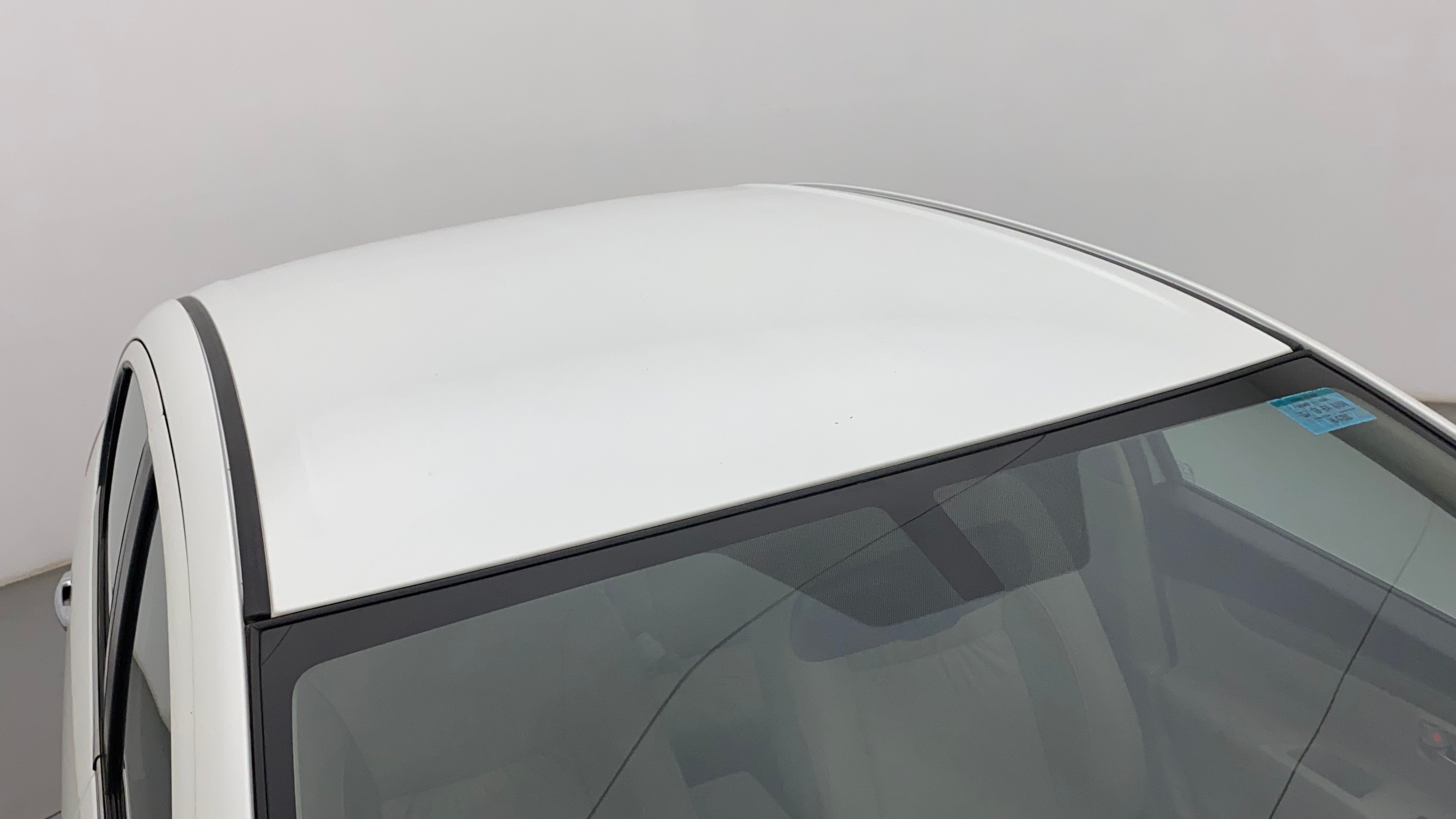 Roof and windshield view of a Maruti Suzuki Ciaz
