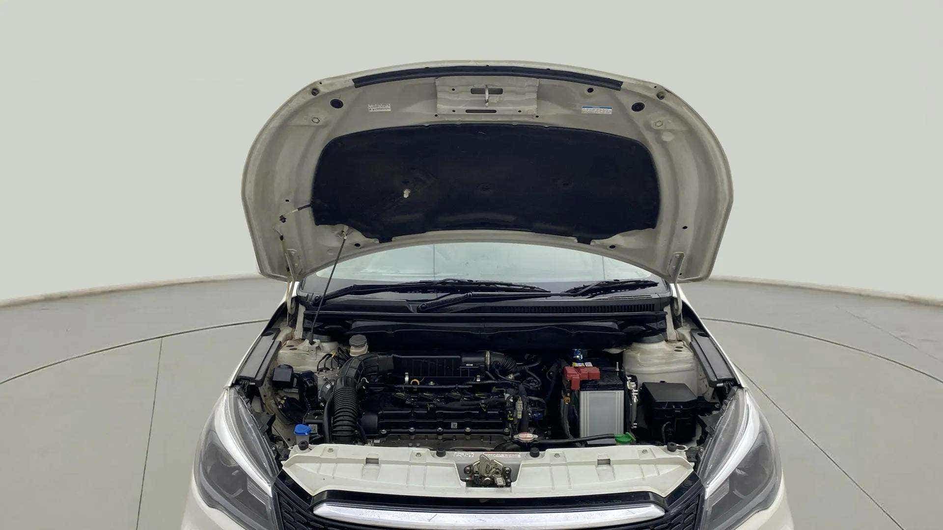 Engine bay of a Maruti Suzuki Ciaz