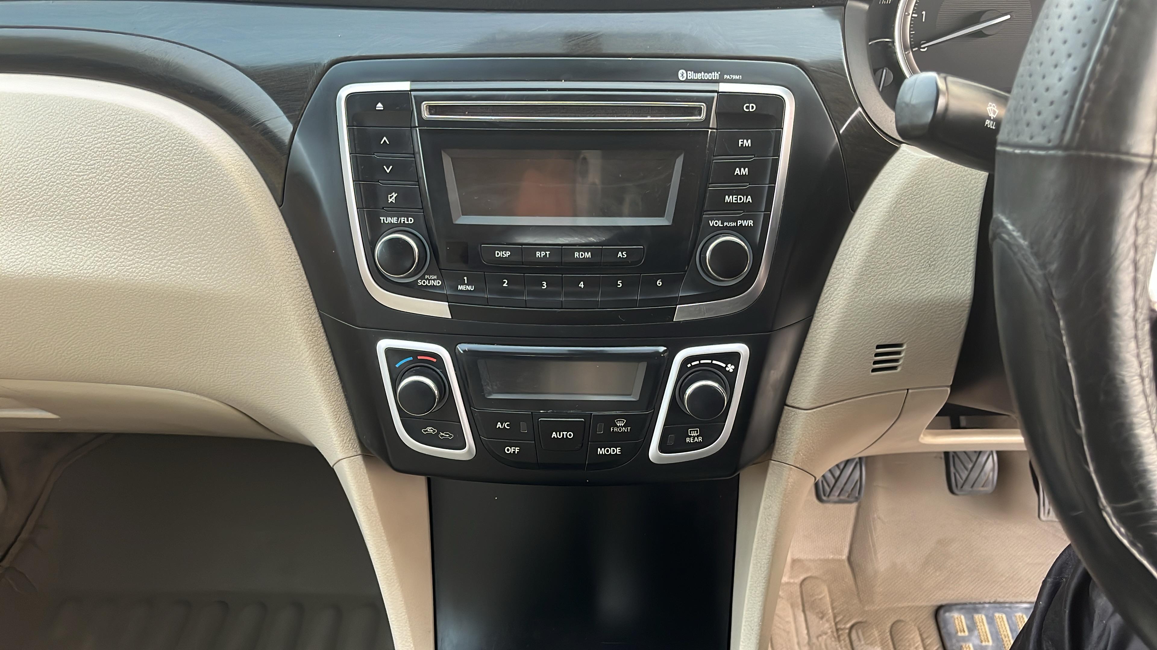 Dashboard center console of a Maruti Suzuki Ciaz
