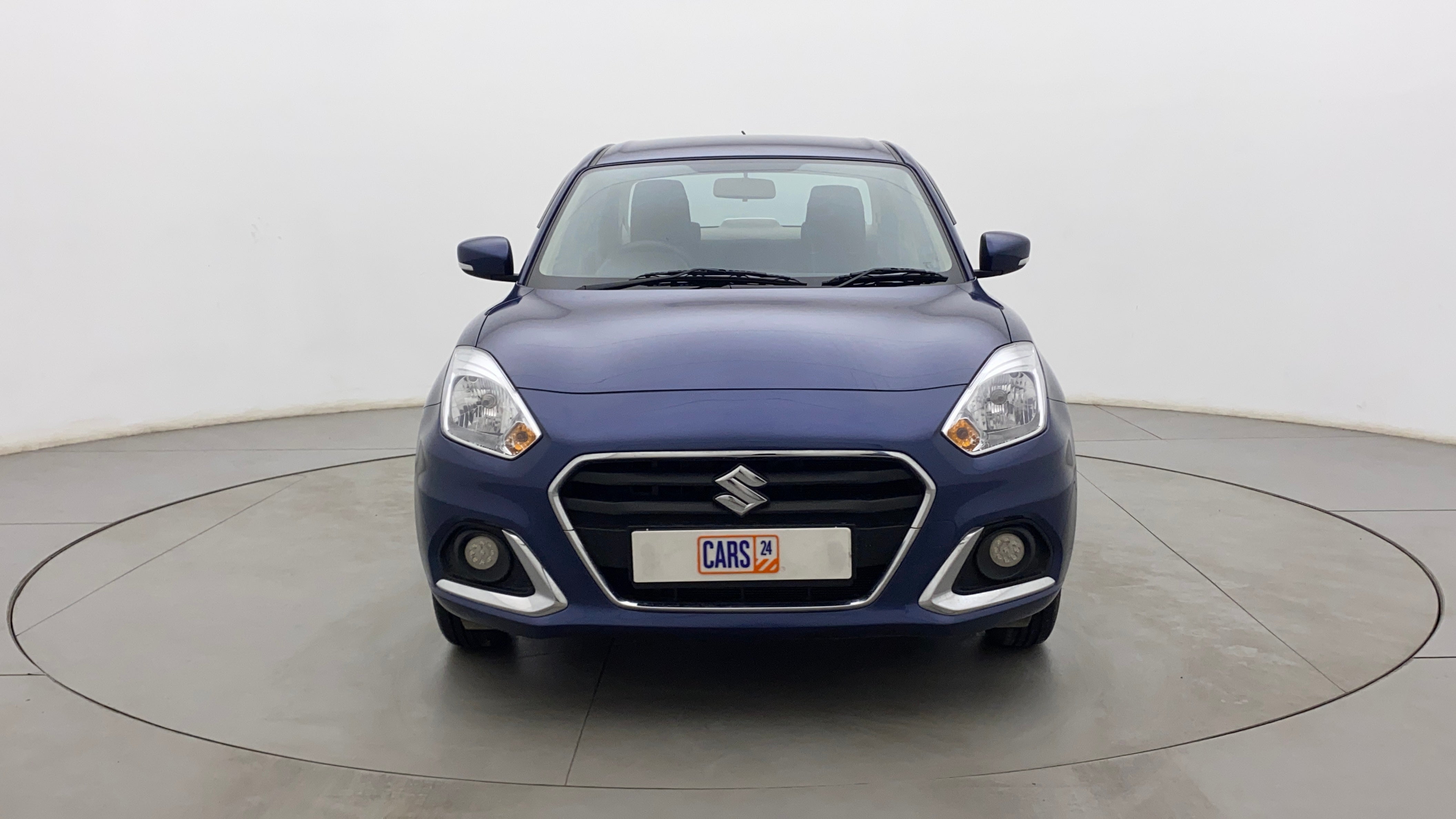 Front view of a Maruti Suzuki Dzire 2018-2023