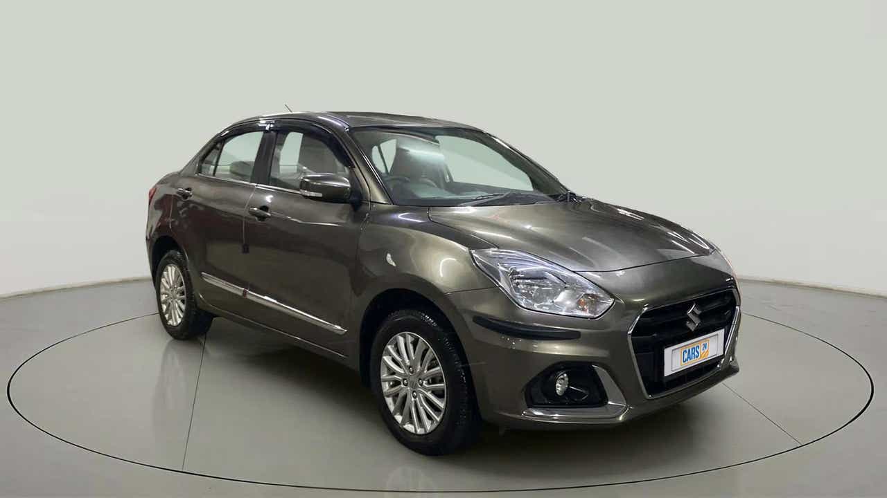 Front three-quarter of a Maruti Suzuki Dzire 2018-2023