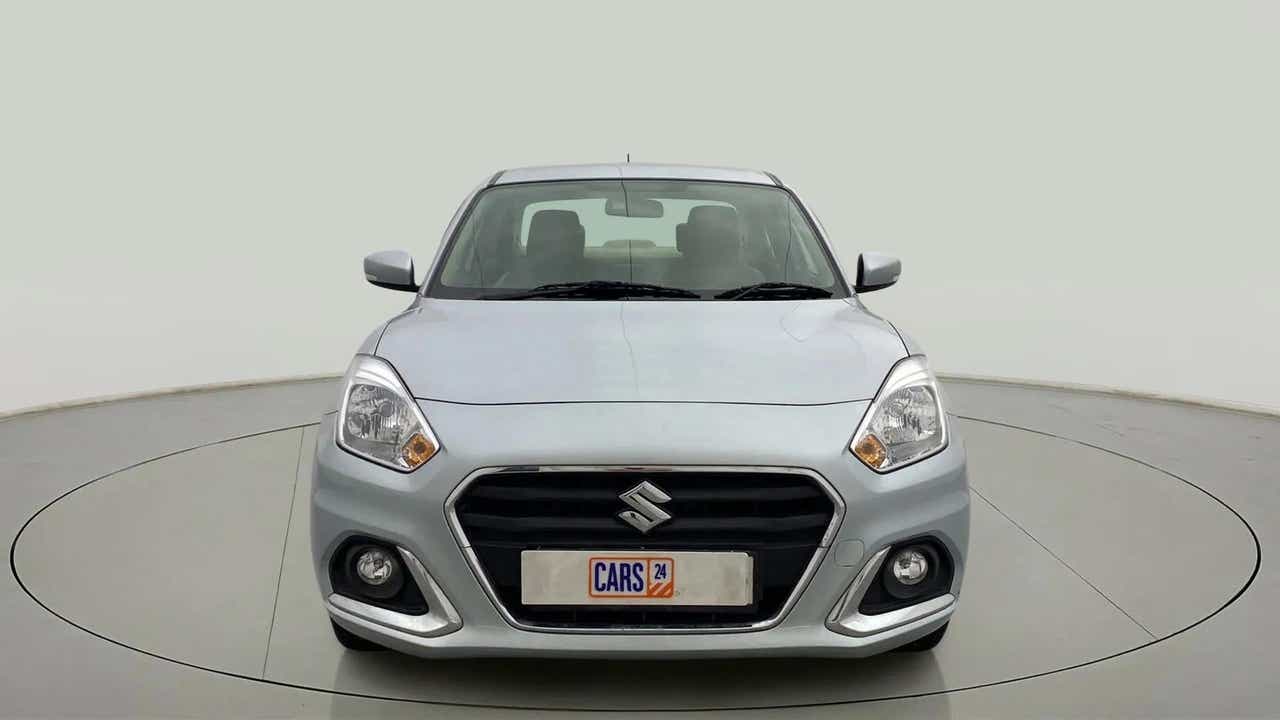 Front view of a splendid silver Maruti Suzuki Dzire