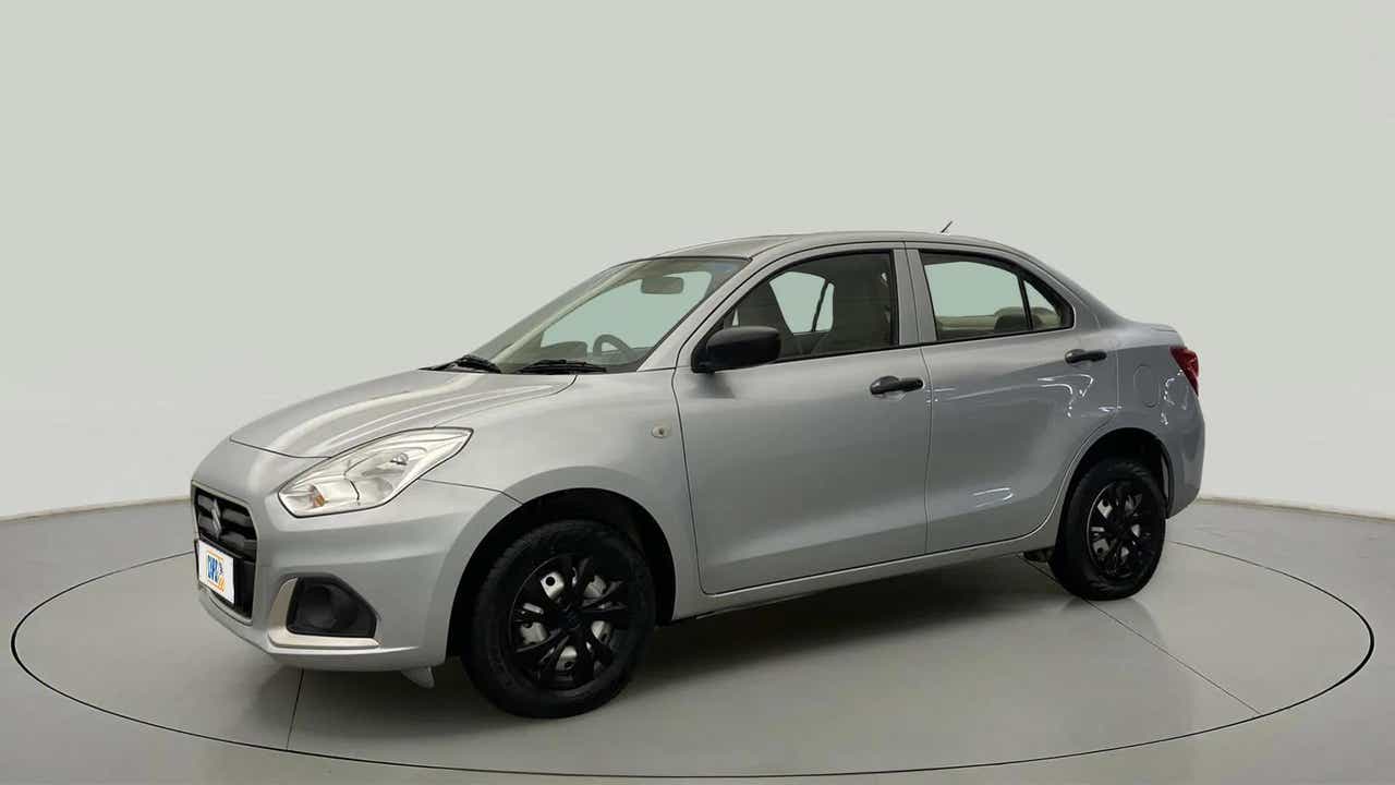 Front side view of a splendid silver Maruti Suzuki Dzire 2018-2023