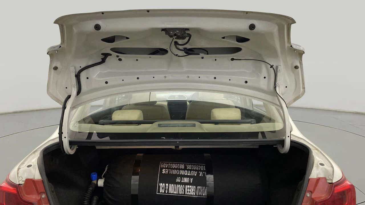 Open trunk view of a Maruti Suzuki Dzire