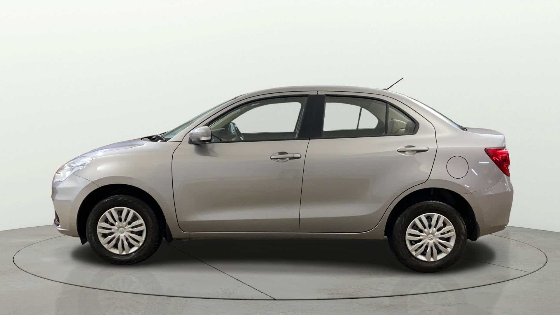 Side profile of a Maruti Suzuki Dzire 2018-2023