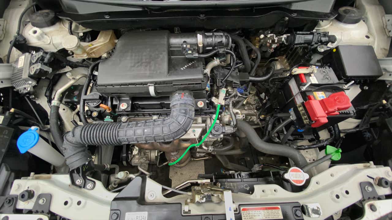 Engine bay view of a Maruti Suzuki Dzire 2018-2023