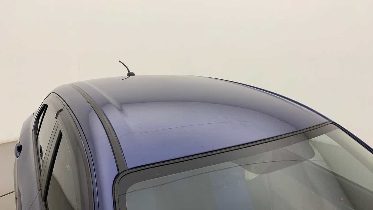 Roof view of a Maruti Suzuki Dzire 2018-2023