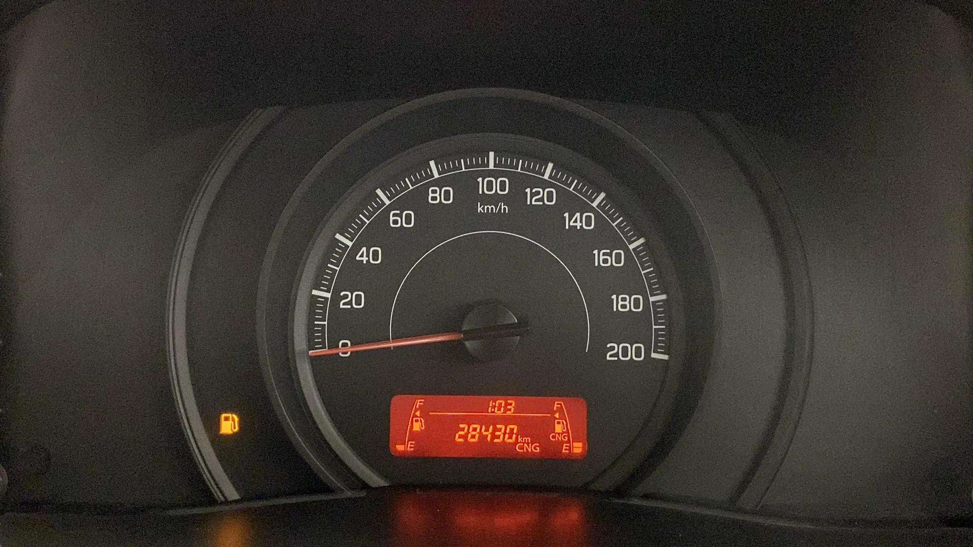 Instrument cluster of a Maruti Suzuki Dzire