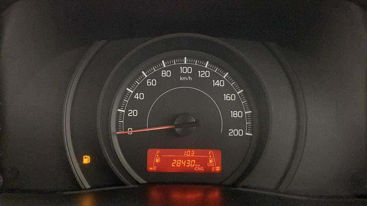 Instrument cluster of a Maruti Suzuki Dzire