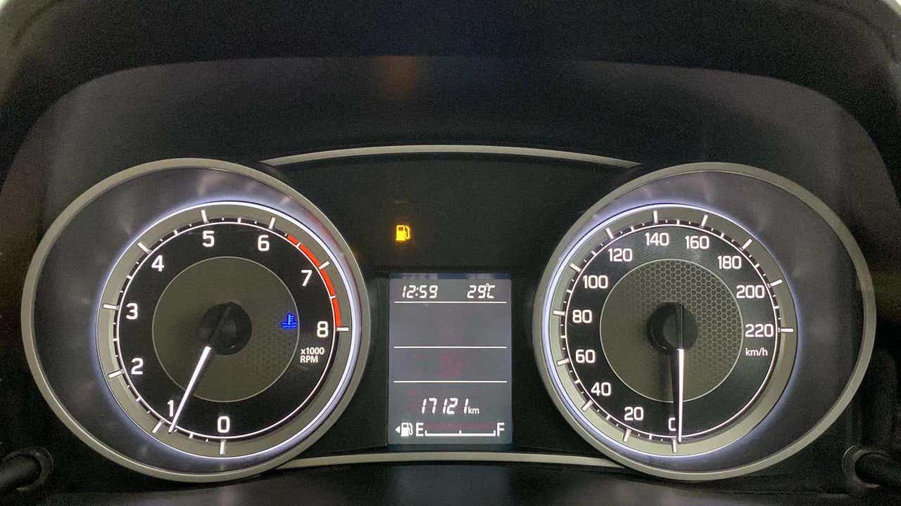 Instrument cluster of a Maruti Suzuki Dzire