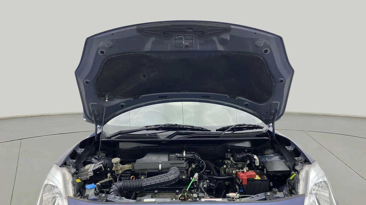 Engine bay view of a Maruti Suzuki Dzire 2018-2023