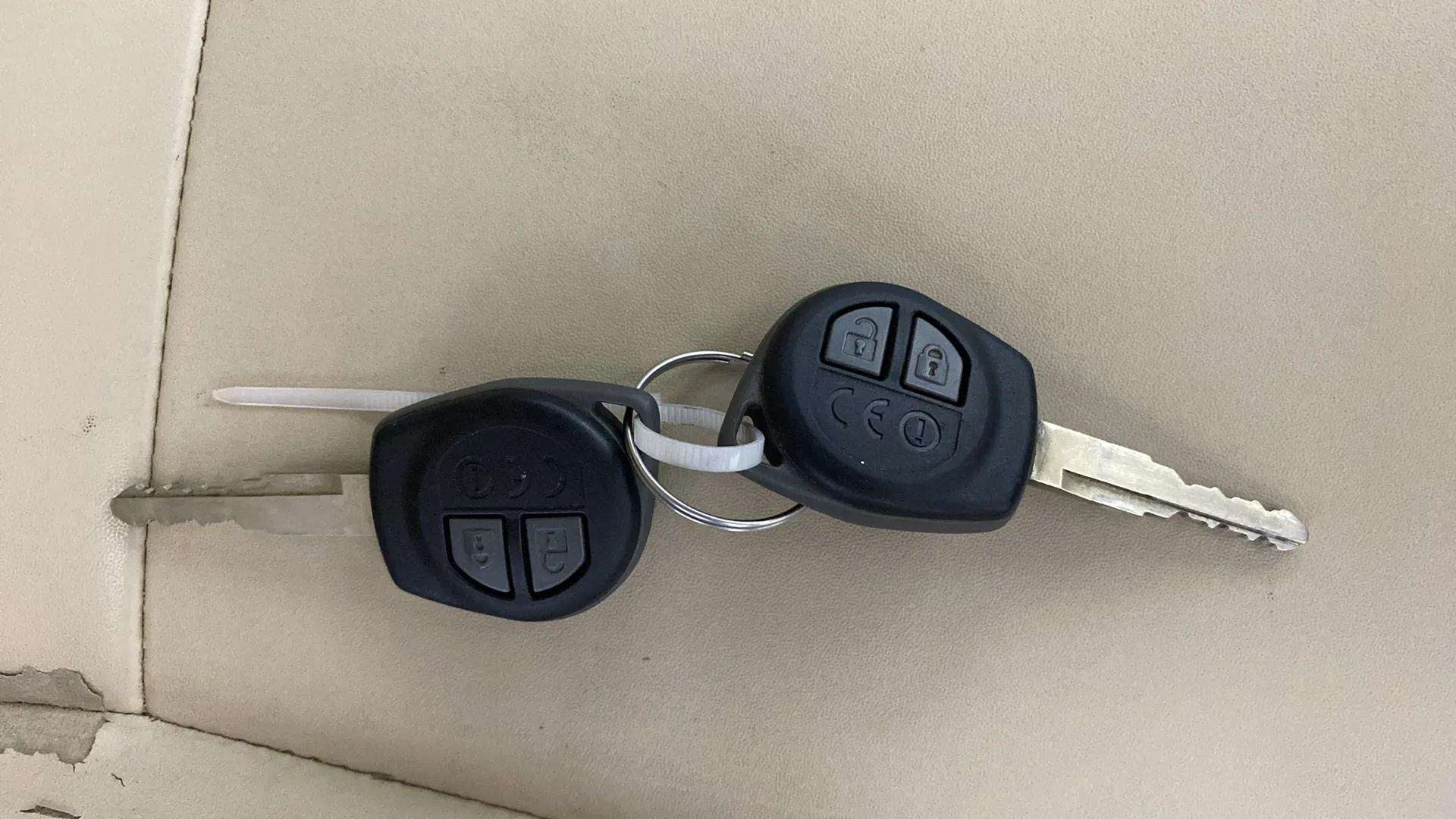 Car key fobs of a Maruti Suzuki Dzire