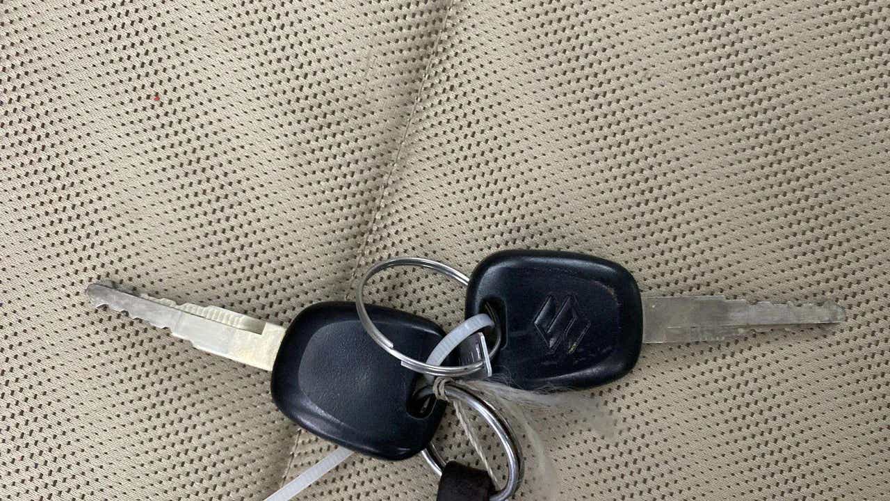 Car key fob of a Maruti Suzuki Dzire