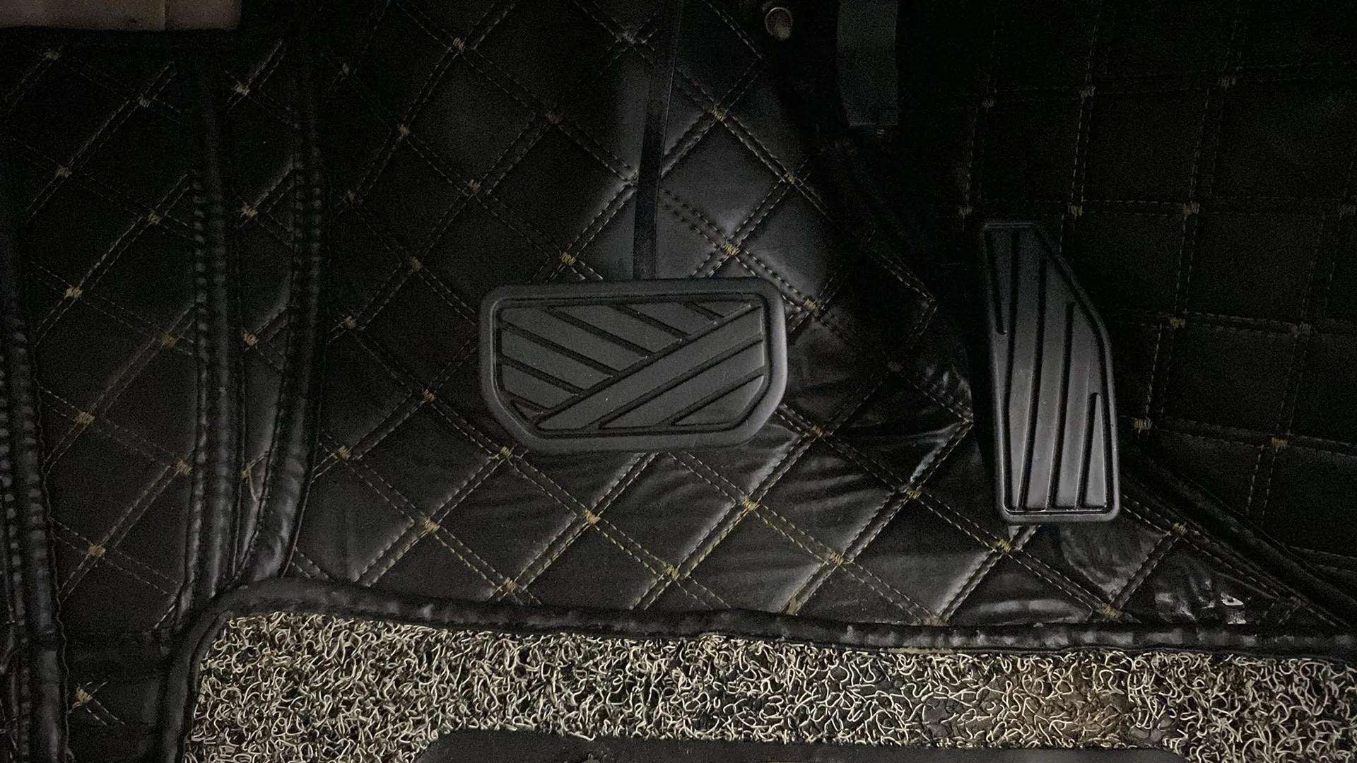 Foot pedals of a Maruti Suzuki Dzire