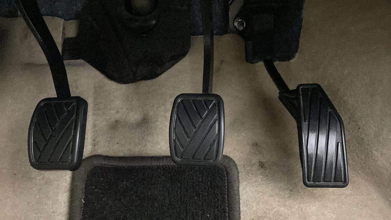 Foot pedals of a Maruti Suzuki Dzire 2018-2023