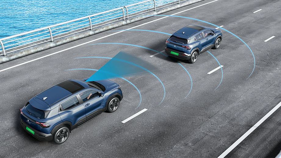 Rear three-quarter view of a nexa blue Maruti Suzuki e Vitara