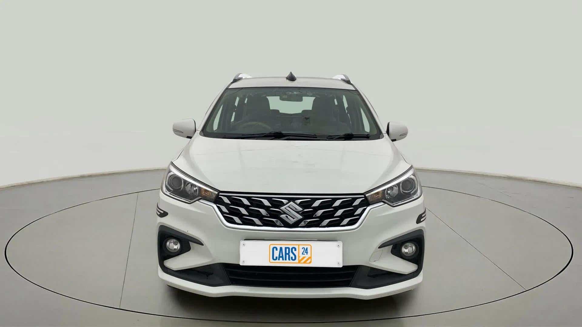 Front view of a Maruti Suzuki Ertiga