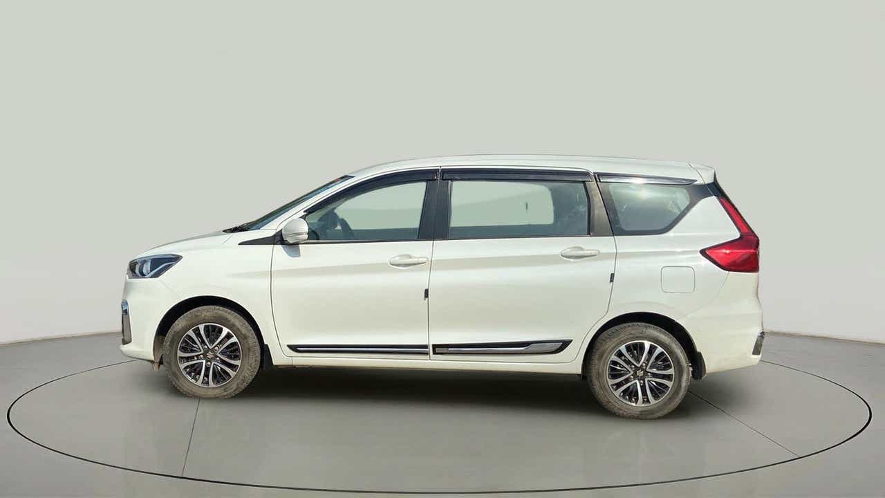 Side view of a Maruti Suzuki Ertiga